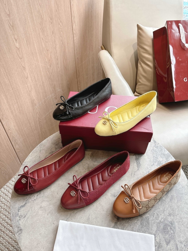 Gvc*1 flat shoes